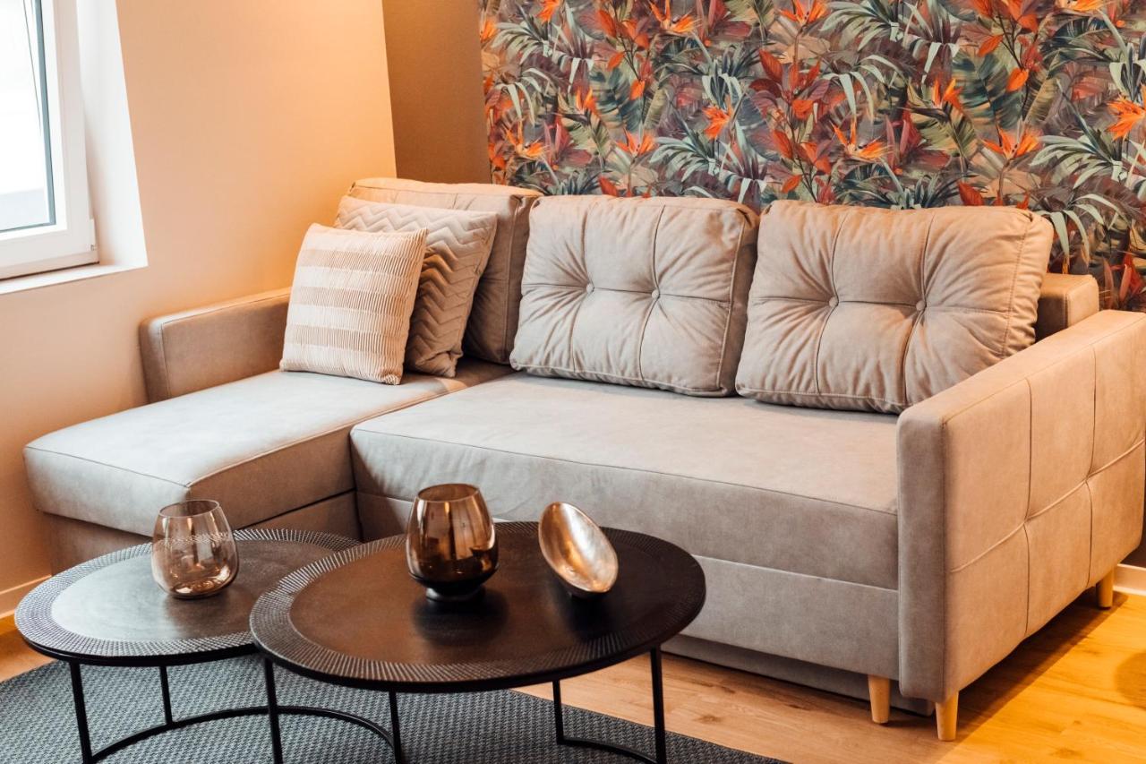 Stay At Smilla - Boutique Apartments Mit Kueche - Parken - Klima - Netflix - Waschmaschine Wiesbaden Exterior foto